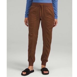 Lululemon Dance Studio MR Jogger Size 10 Rust Brown NWT Mid Rise